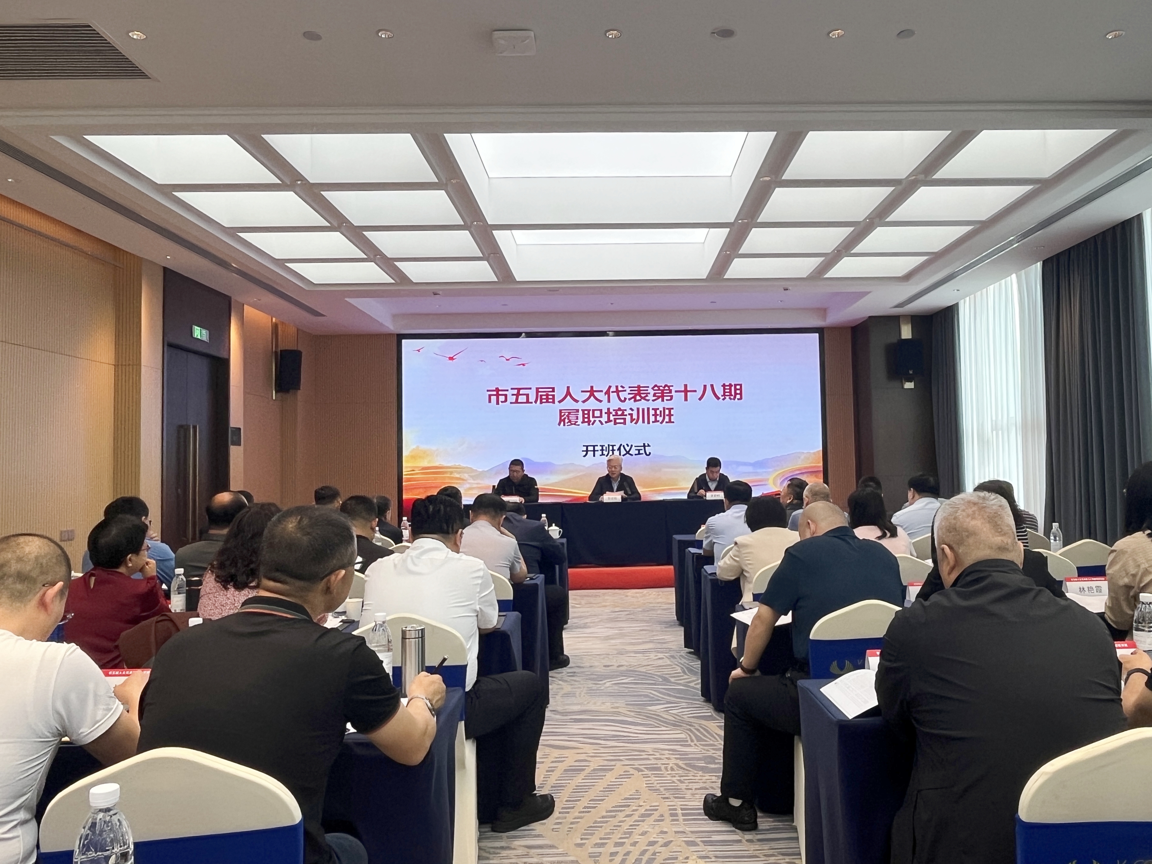 微信图片_20250402195011_副本.jpg